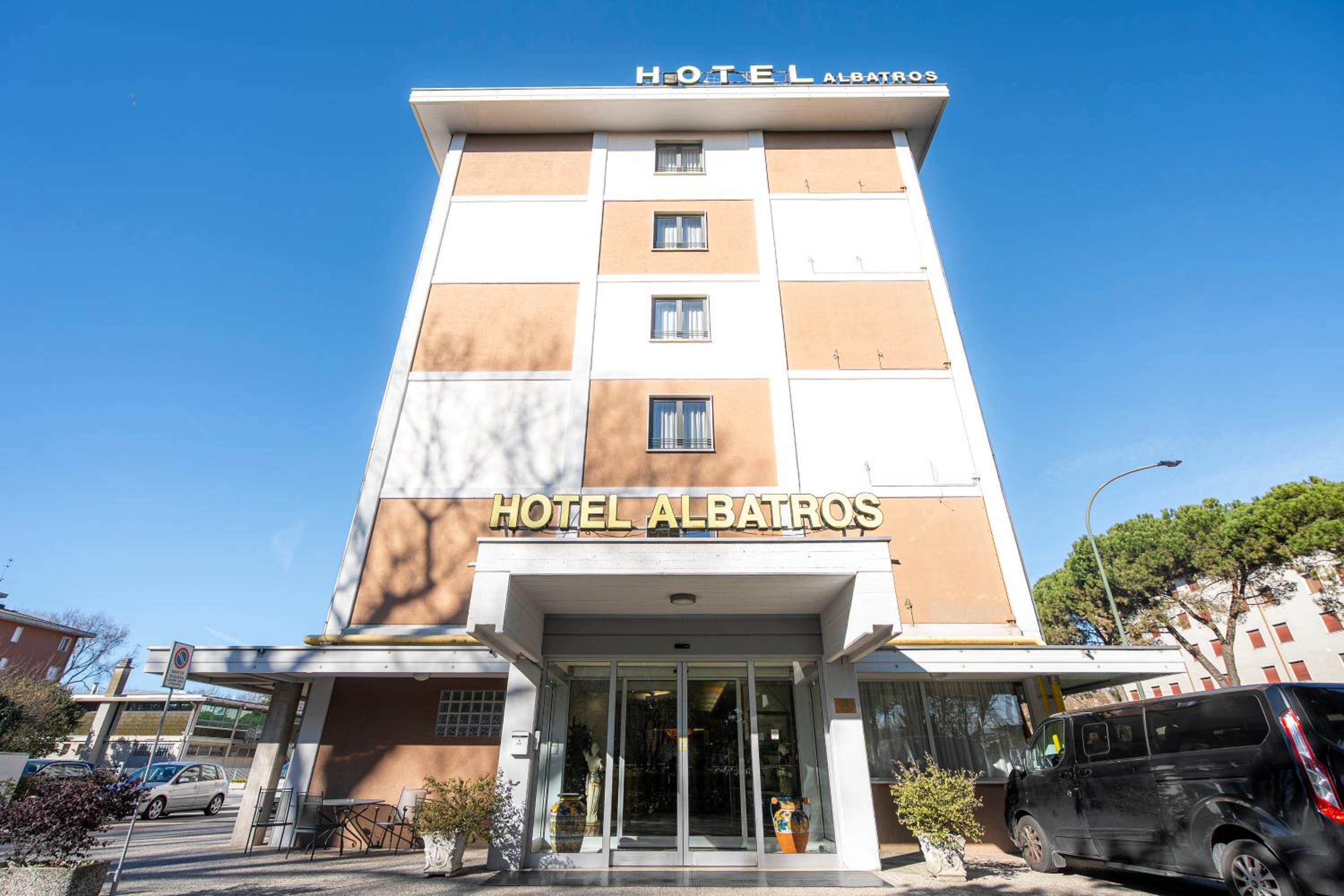 Hotel Albatros 2/55