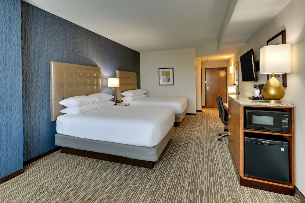 Drury Inn & Suites Lafayette IN 19/56