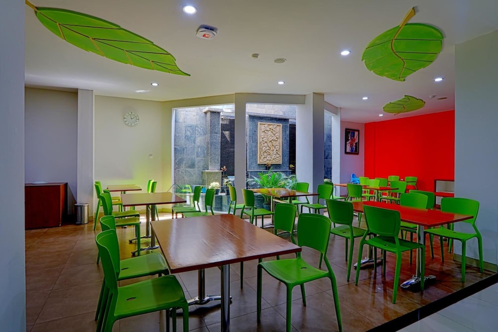 Hotel Dafam Rio Bandung 45/59