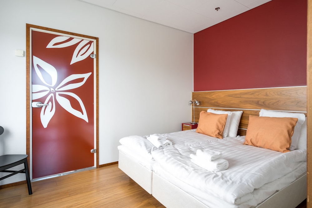 Superior, Twin Beds, Sofa, Sauna