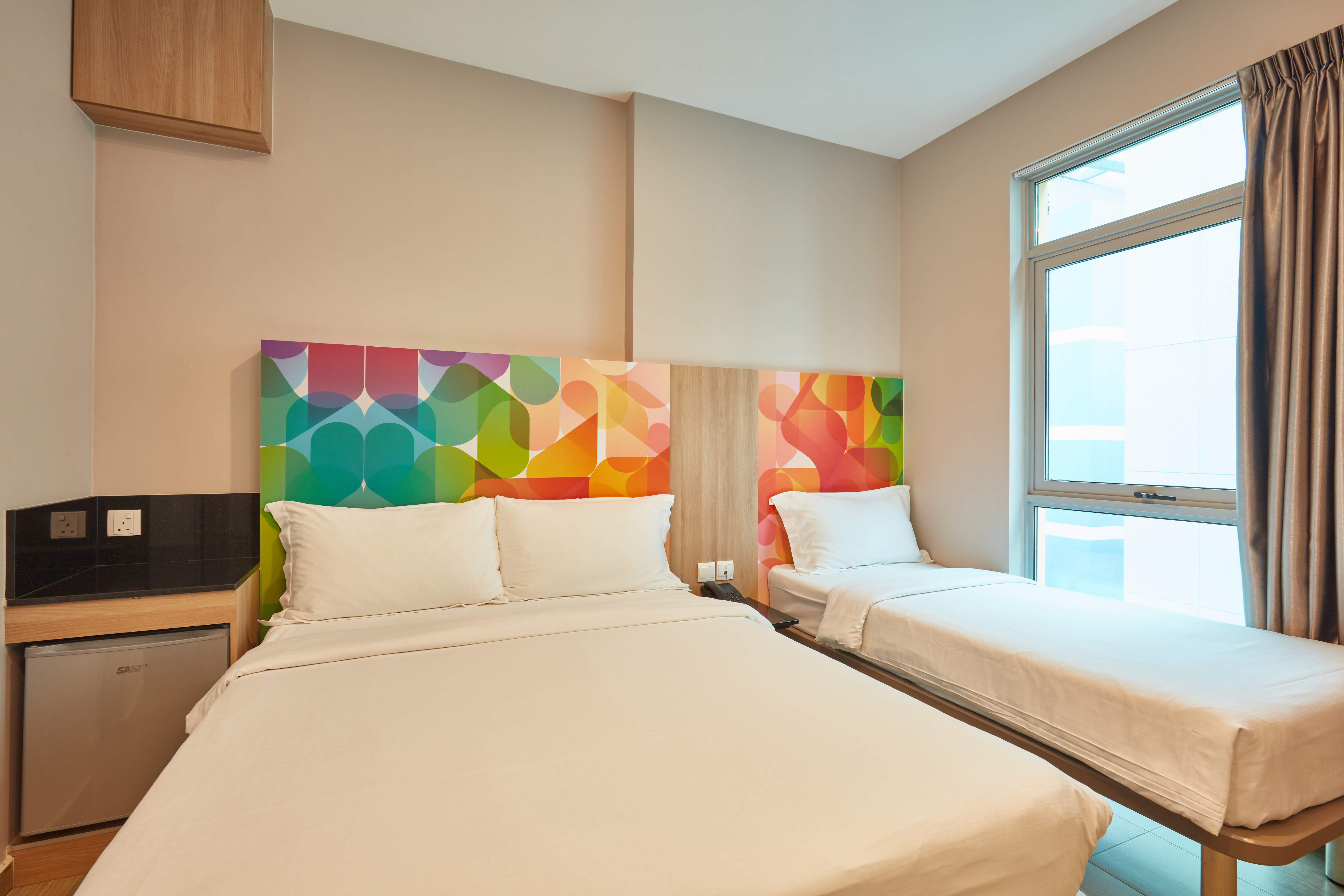 SUPERIOR, 1 DOUBLE AND 1 SINGLE BED