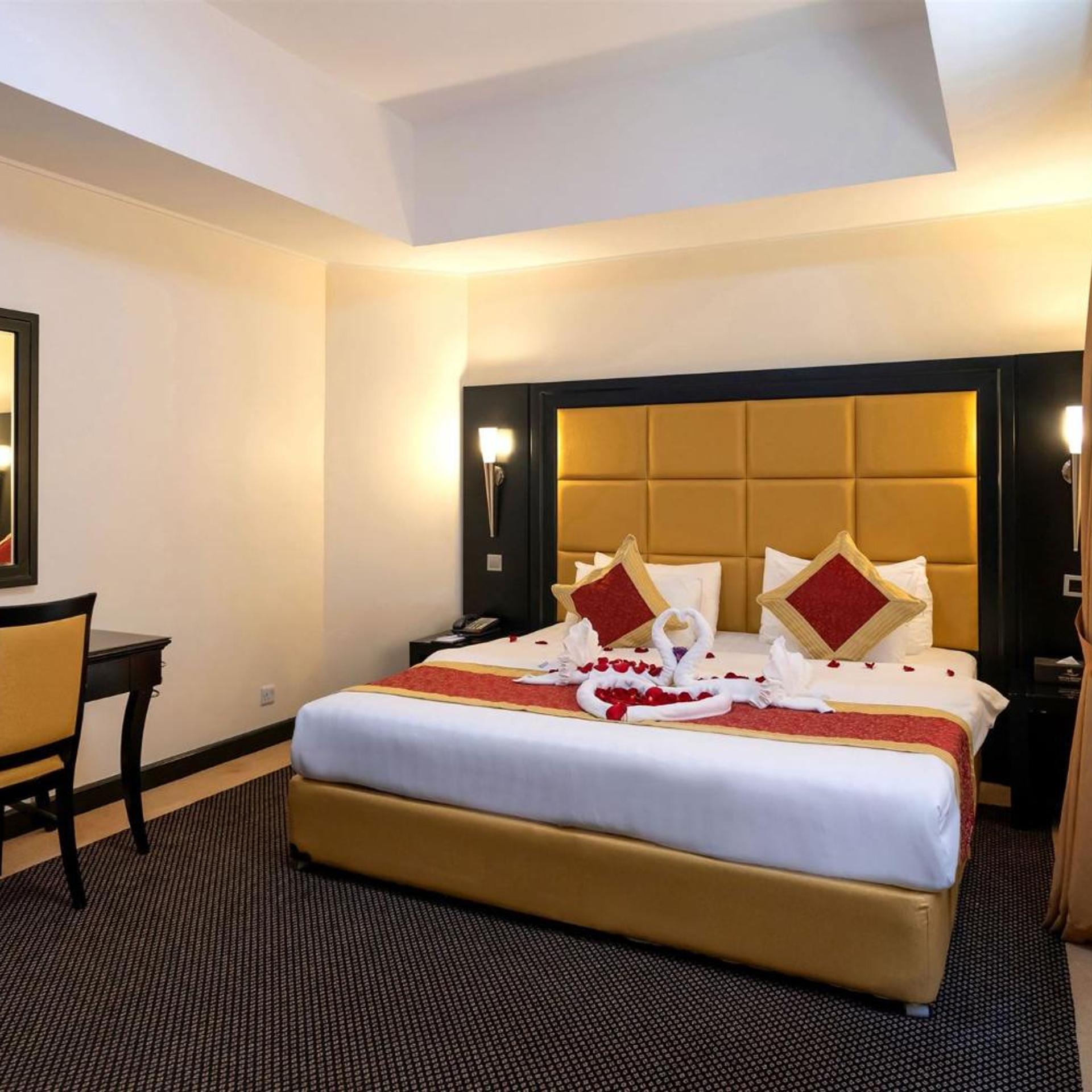 Royal Beach Hotel & Resort 16/50