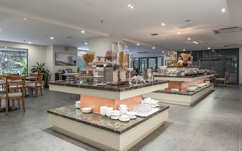Garden View Court Serviced Apartments 38/50