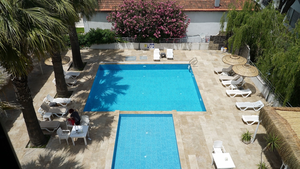 Medos hotel 51/56