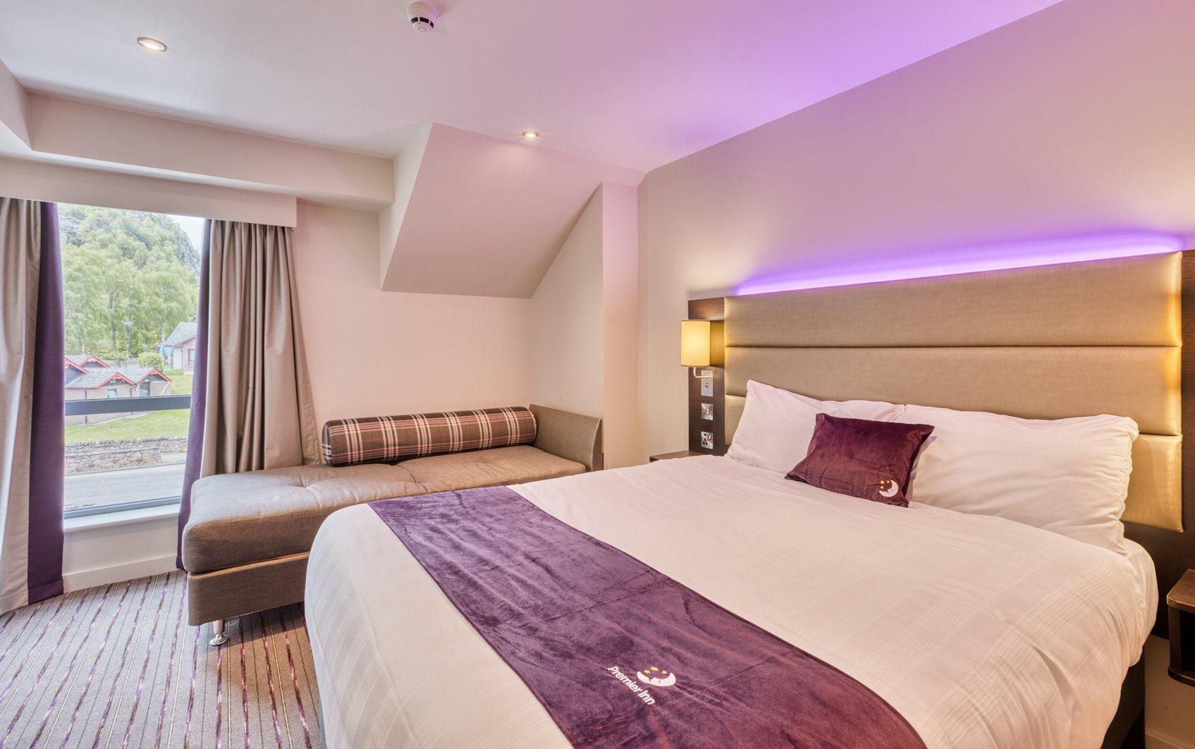 Room, Double Bed
