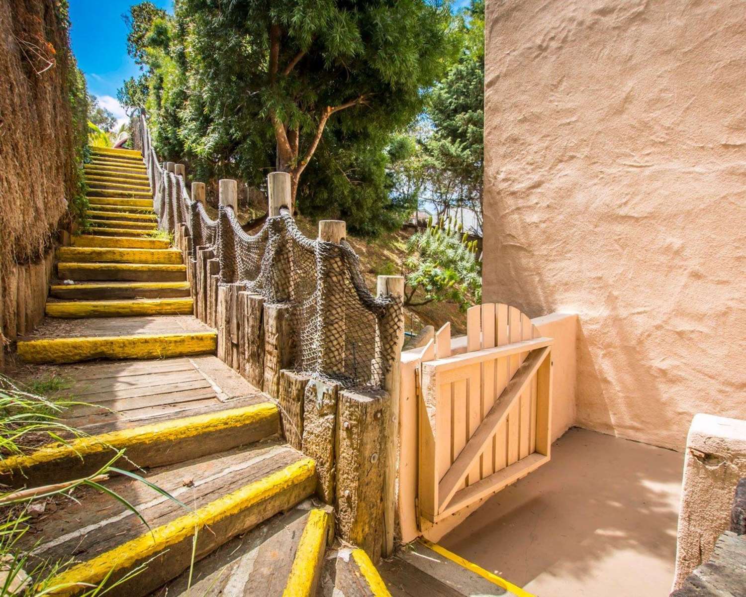 Rodeway Inn Encinitas North 17/33