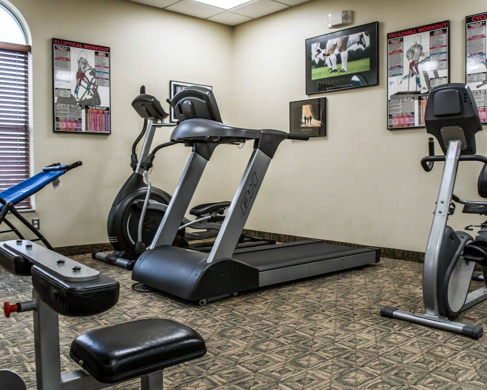 Quality Inn Tampa Airport - Cruise Port 39/69