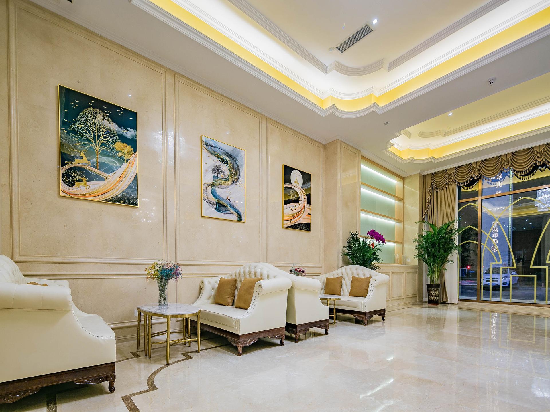 James Joyce Coffetel Chengdu (Huayang Convention and Exhibition Center Haichang Polar Aquarium) 22/42