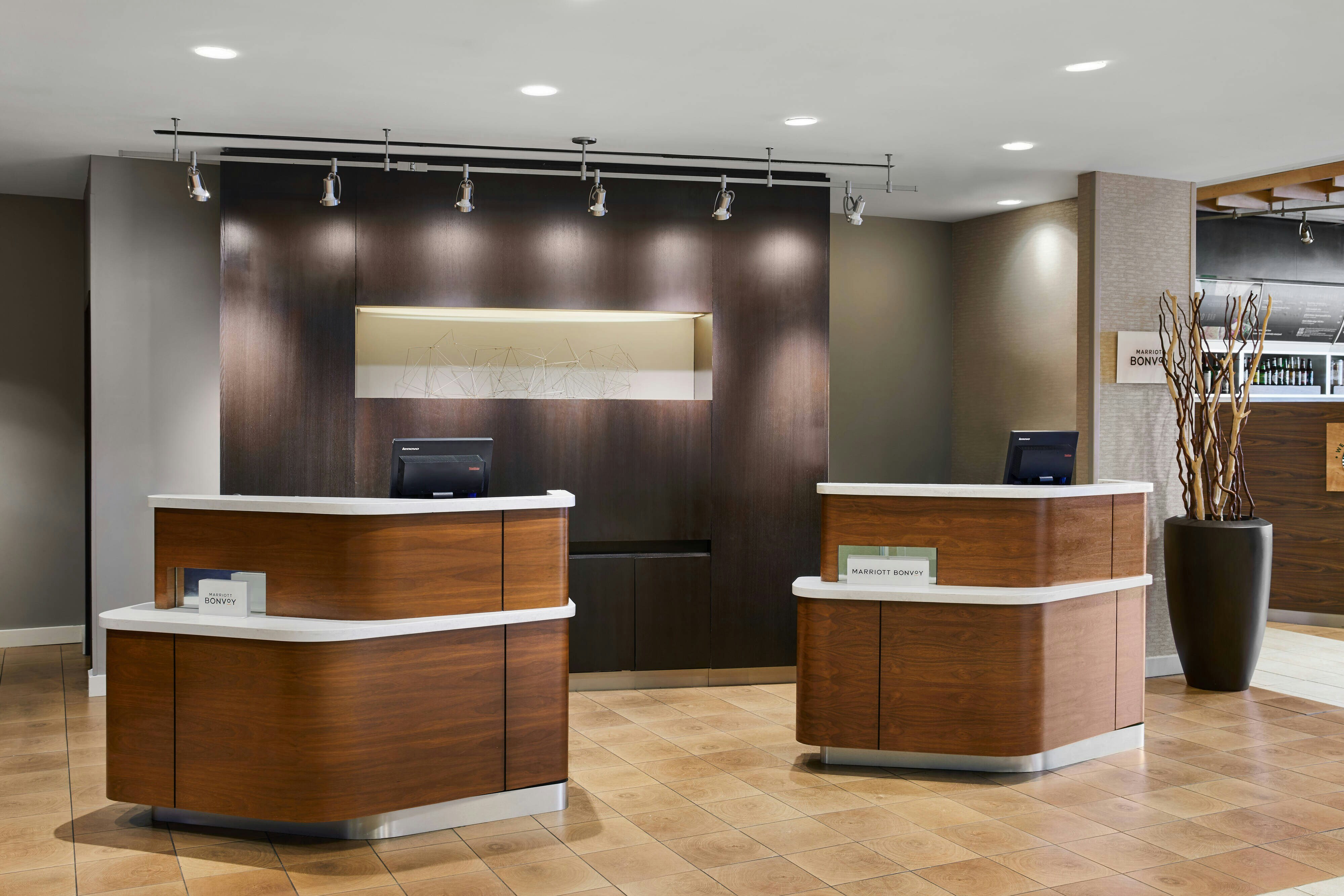 Lobby at COURTYARD NEWARK DOWNTOWN, NEWARK - NJ