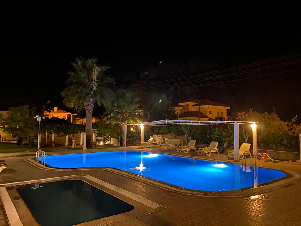 YAVUZ HOTEL 33/37