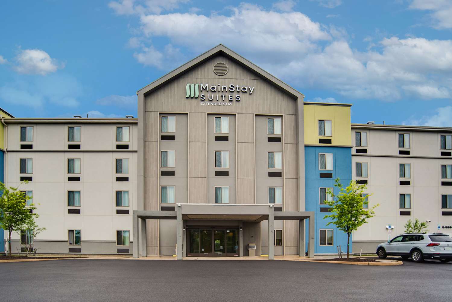 MainStay Suites Carlisle-Harrisburg 16/16