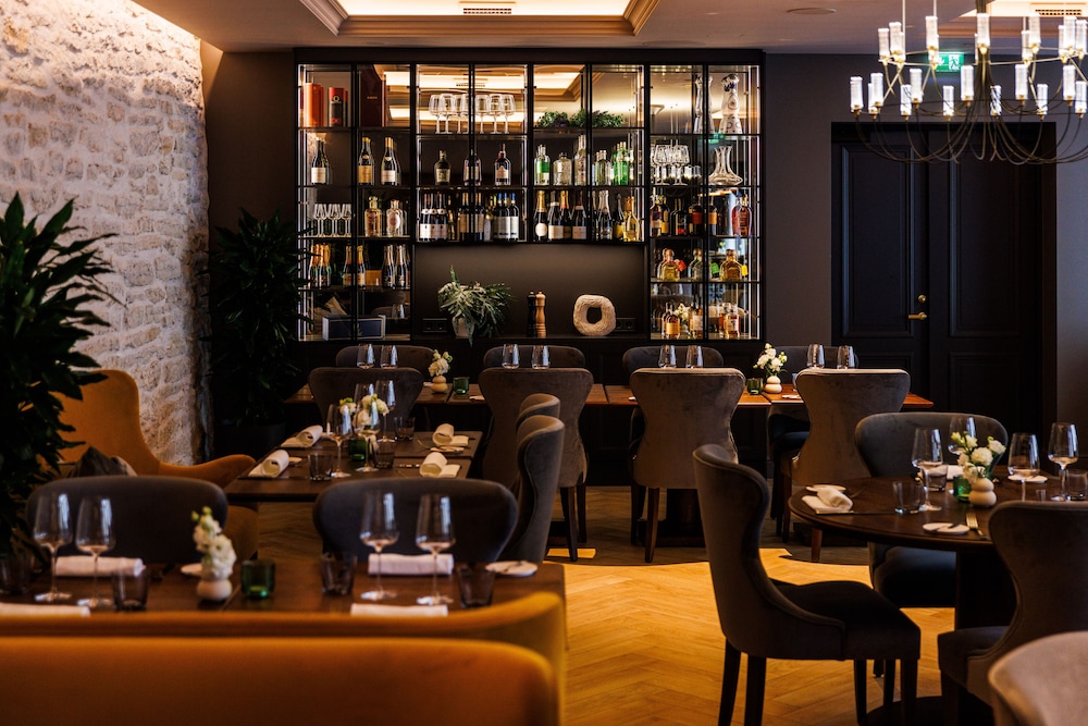 Nunne Boutique Hotel 48/56
