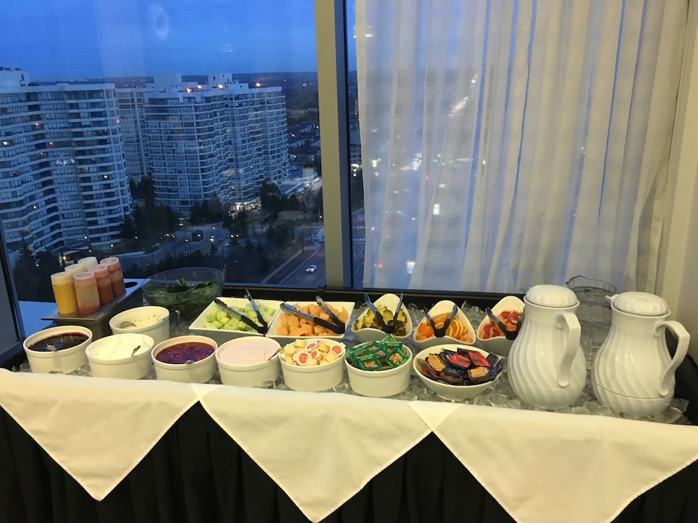 Liberty Suites Hotel 48/63