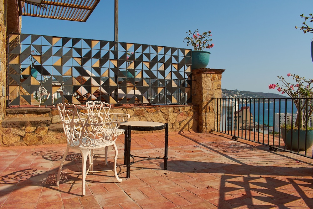 Hotel Boutique Casa Lisa (ex. by Villa Vera) 68/84
