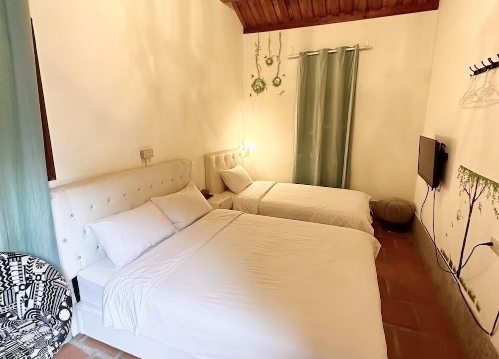 I-Shan B&B 14/42