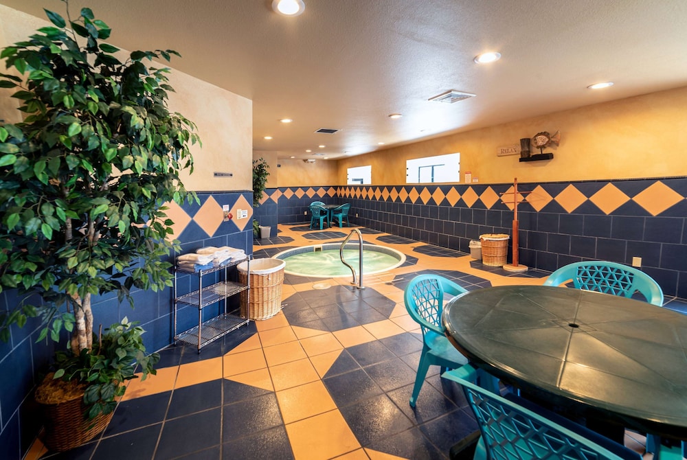 swimming pool spa