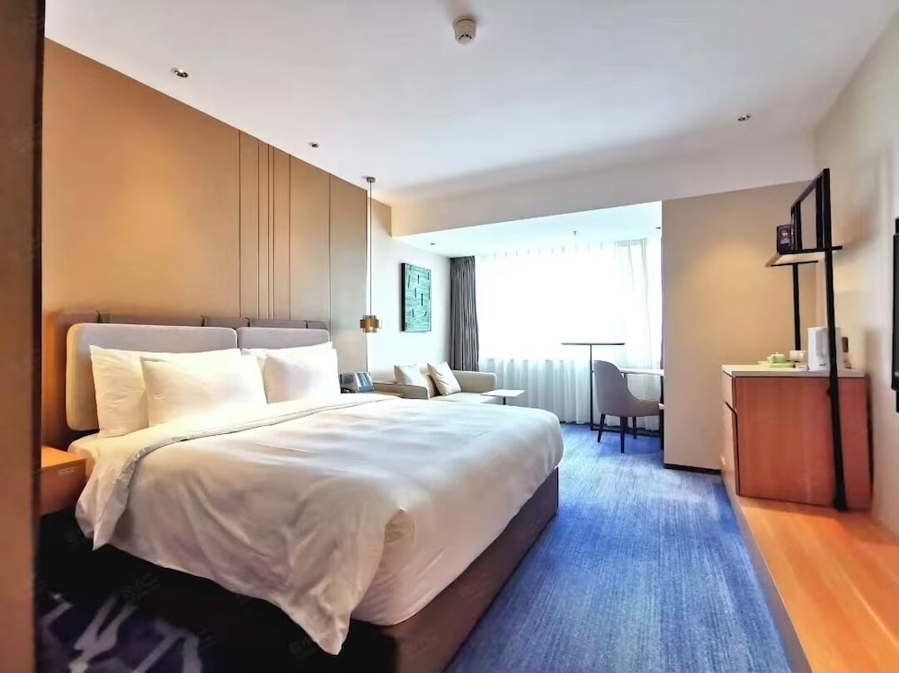 Guangzhou Hotel 11/50