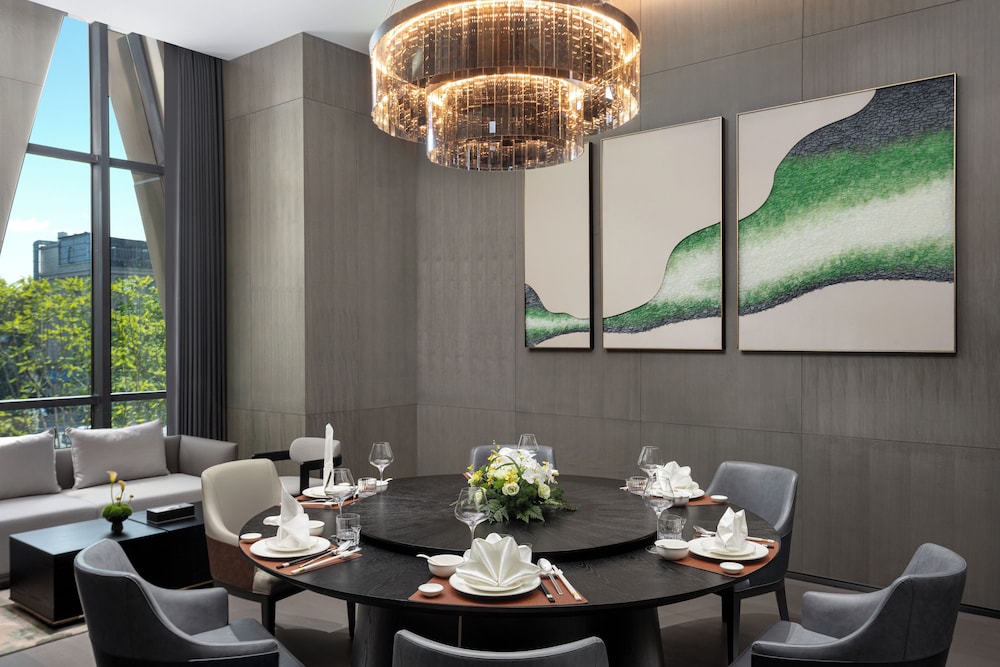 Wyndham Grand Chengdu East 53/67