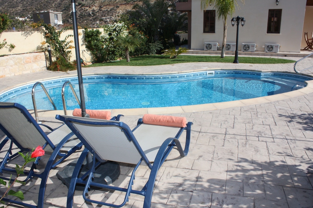 Vineland Holiday Villas 43/48
