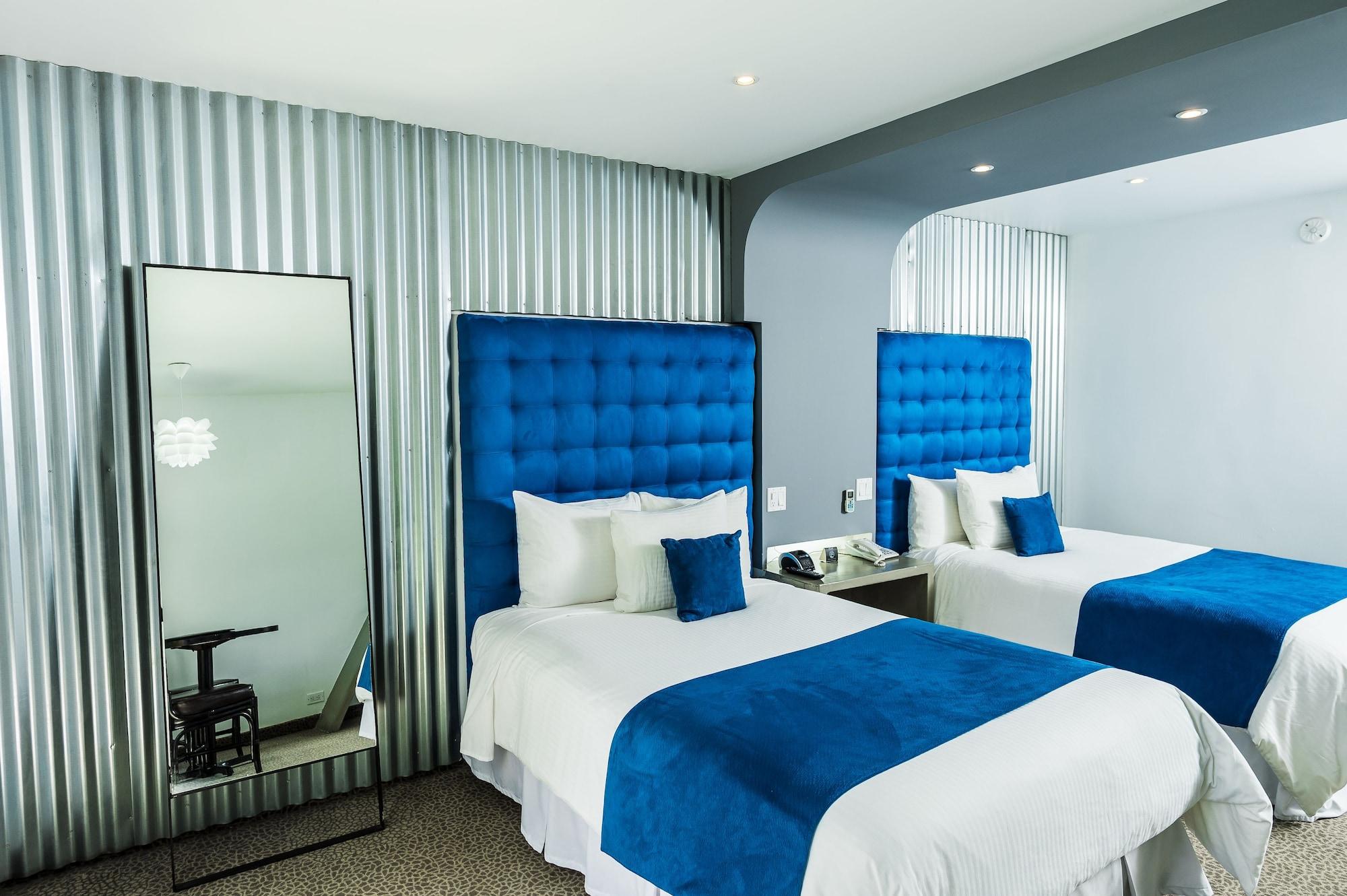 Superior, Multiple Beds, Pool View, Balcony