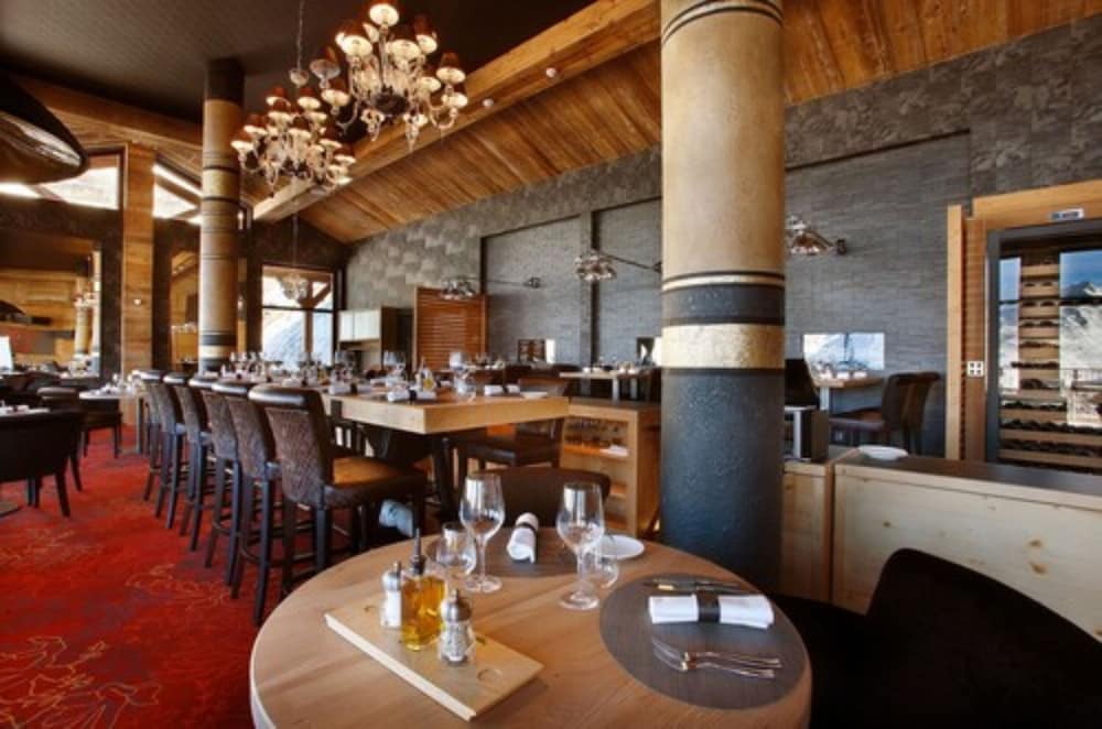 Hotel Koh-I Nor Val Thorens 61/75