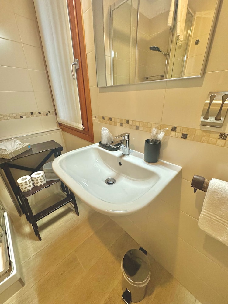 B&B Fortuny 63/69