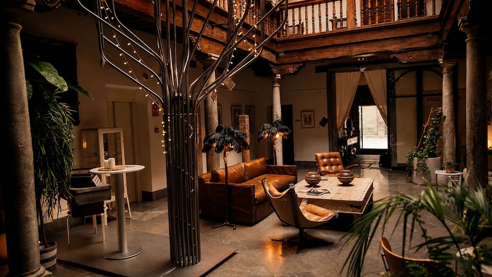 Gar Anat Hotel Boutique 58/81