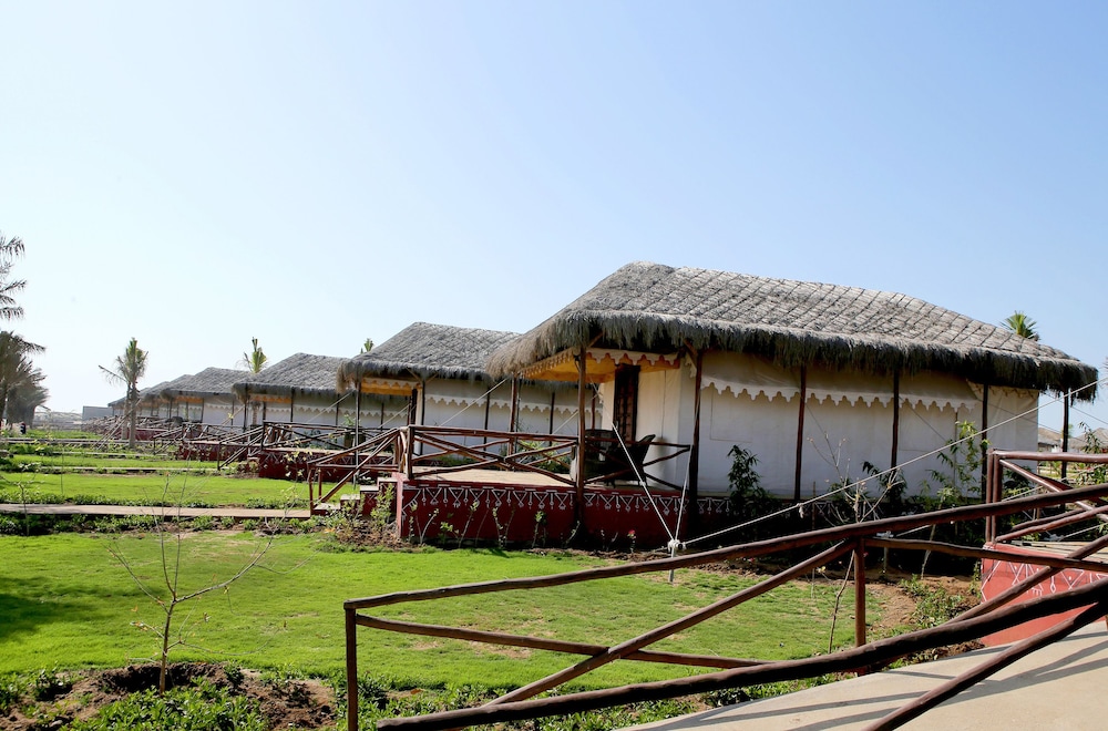 Serena Beach Resort 49/50