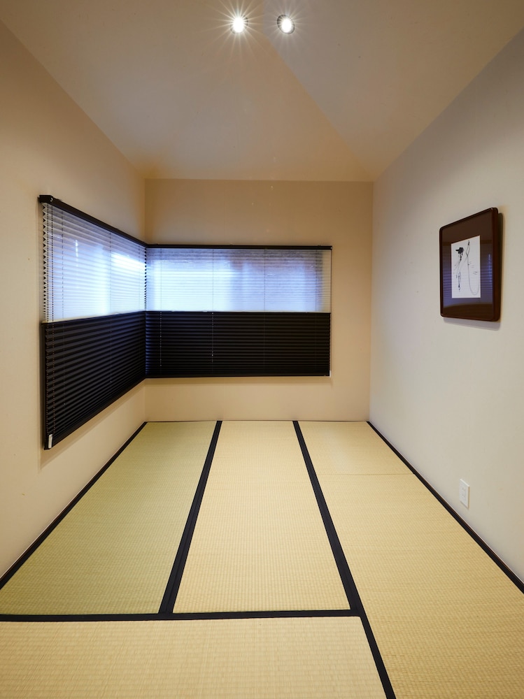Rinn Premium Machiya Townhouse Kyoto Nijo Castle North [VR] 44/50