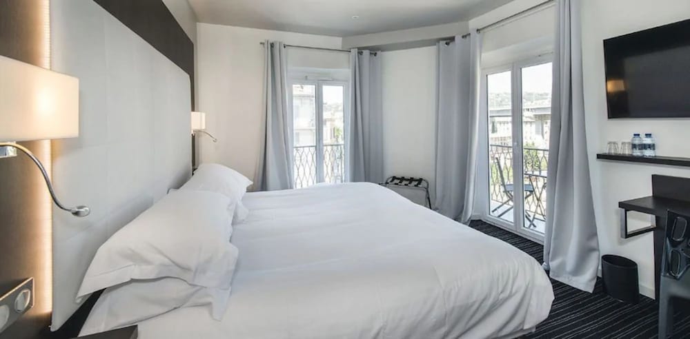 Hôtel 66 11/27