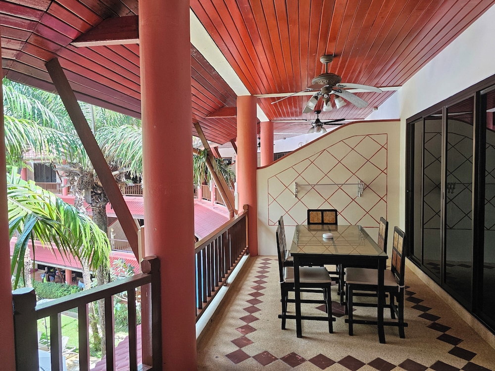 Sai Rougn Residence 77/78