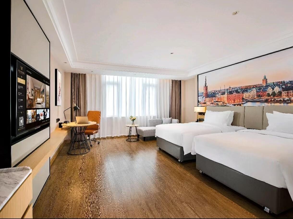 Jinghong International Business Hotel 38/68