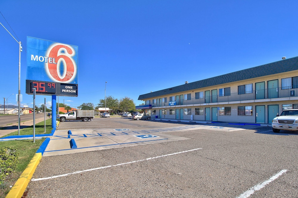 Motel6 Douglas, AZ 44/59