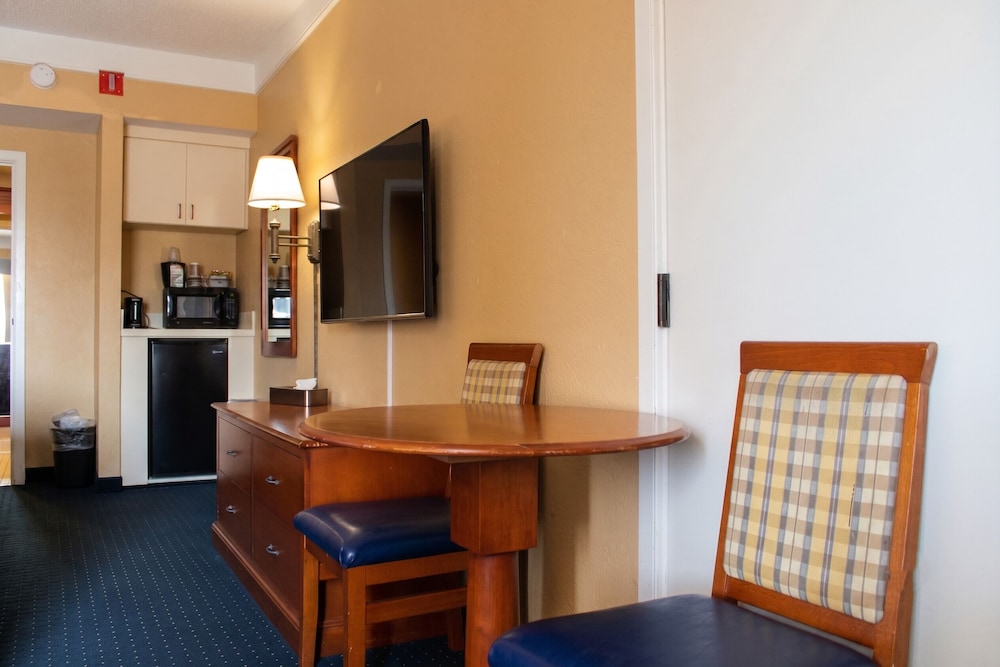 Hatteras Island Inn 21/60