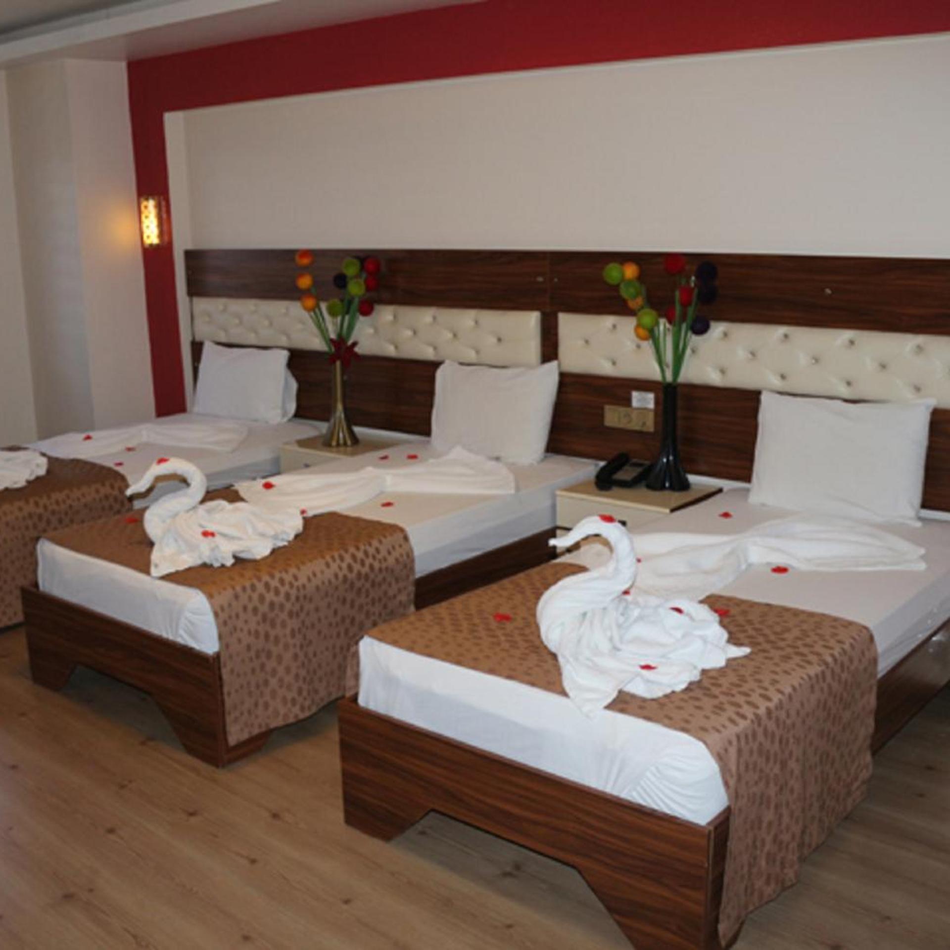 Mesnevi Hotel 11/32