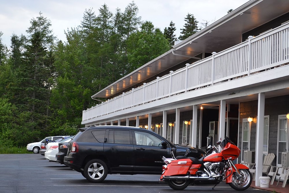 Ceilidh Country Lodge 3/48