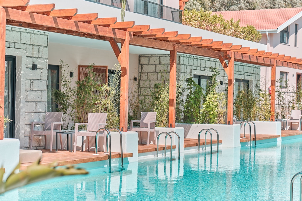 The Pearl Oludeniz 10/75