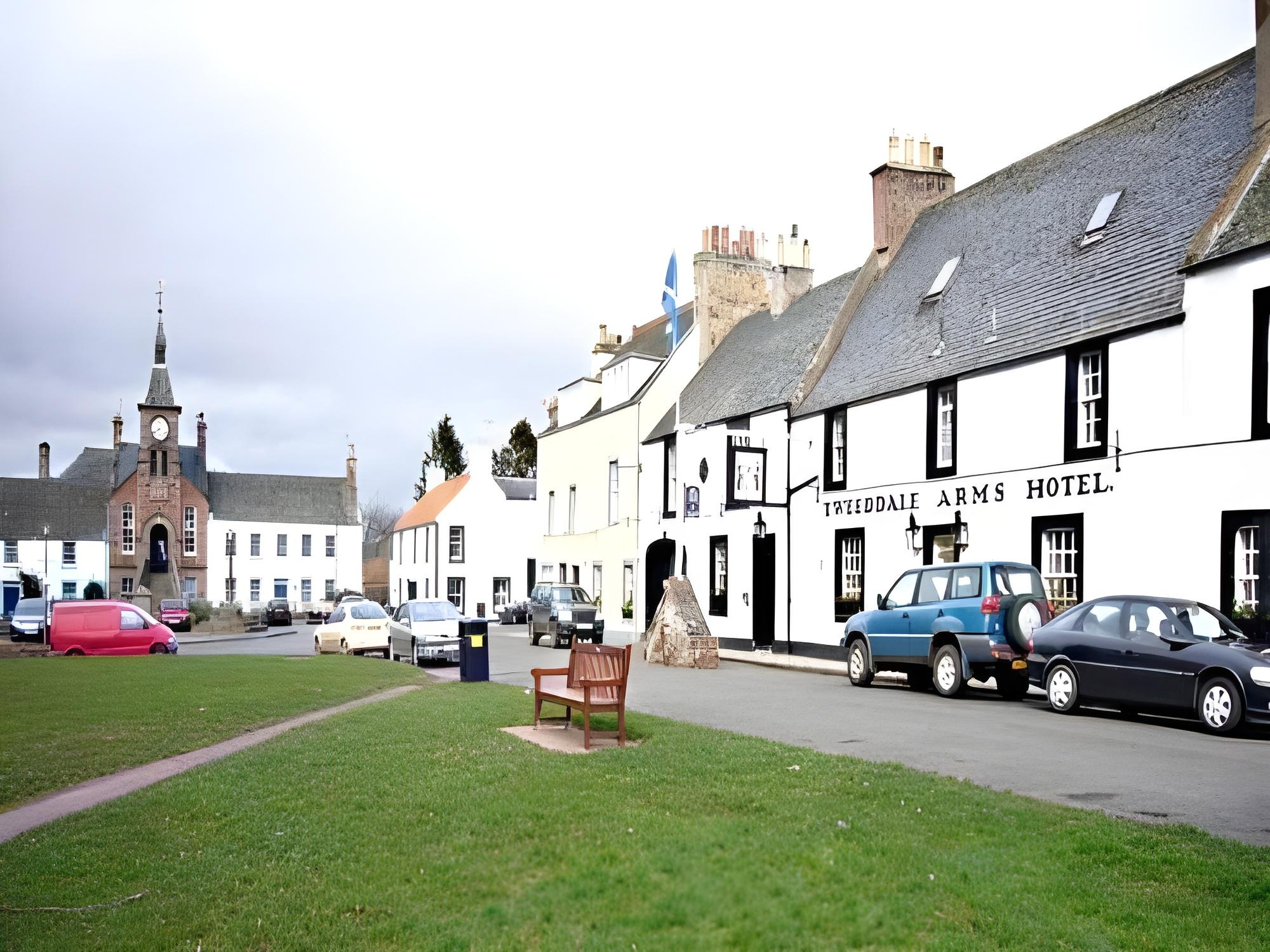 Tweeddale Arms Hotel 21/23