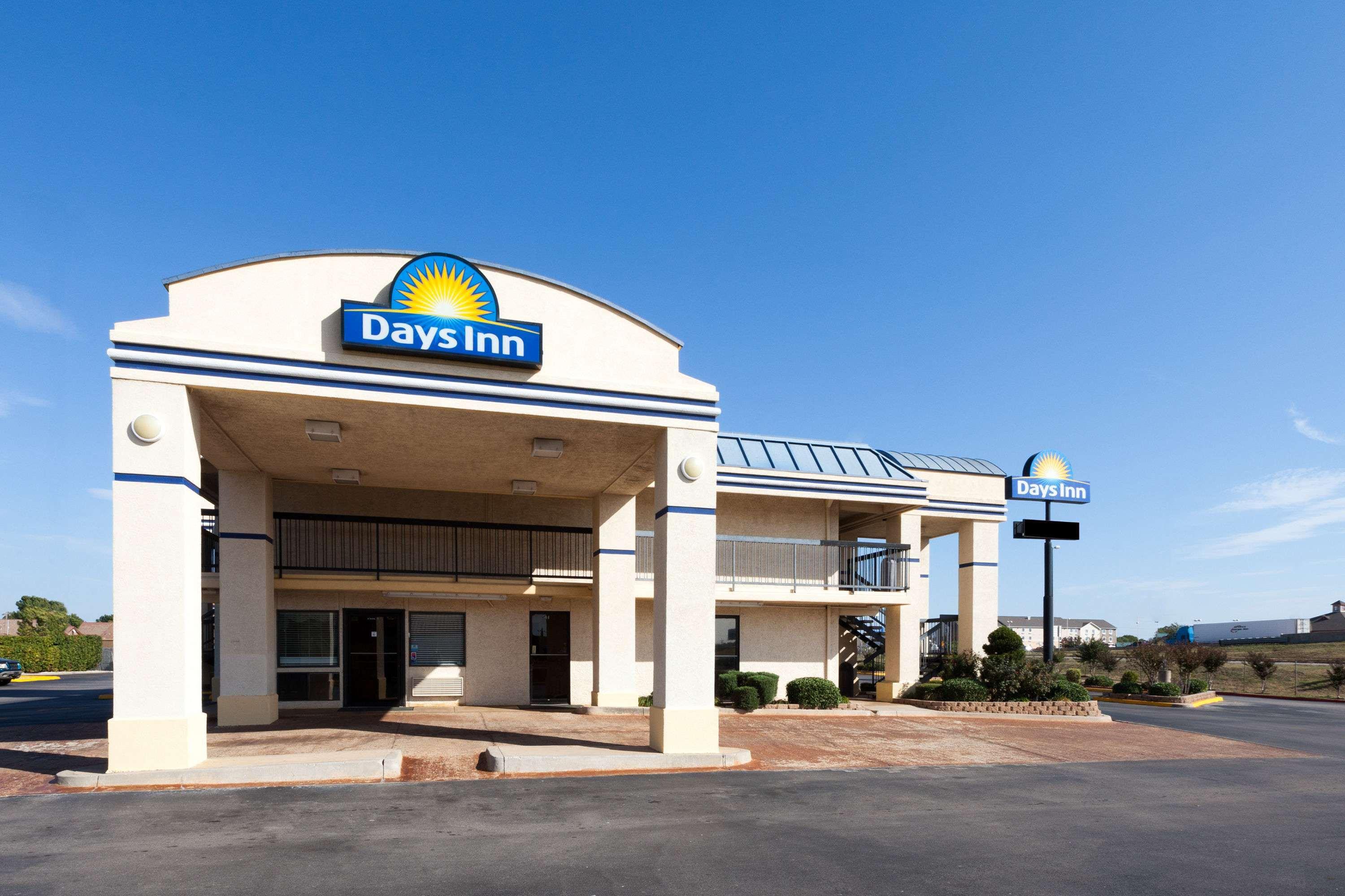 Days Inn Oklahoma City West 2/14