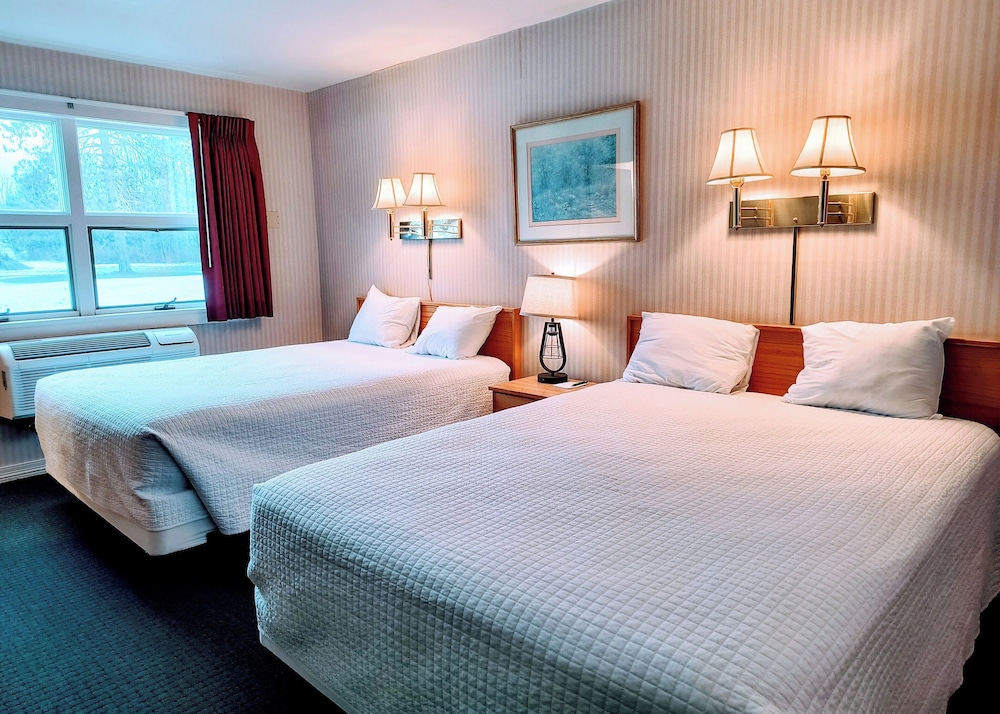 Stowe Motel Snowdrift 12/65