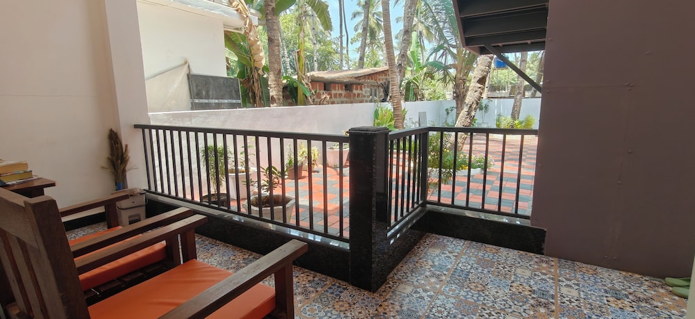 Hilias Retreat 5/50