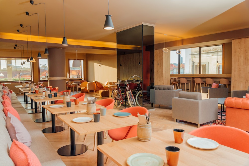 Mercure Porto Centro Santa Catarina 56/81
