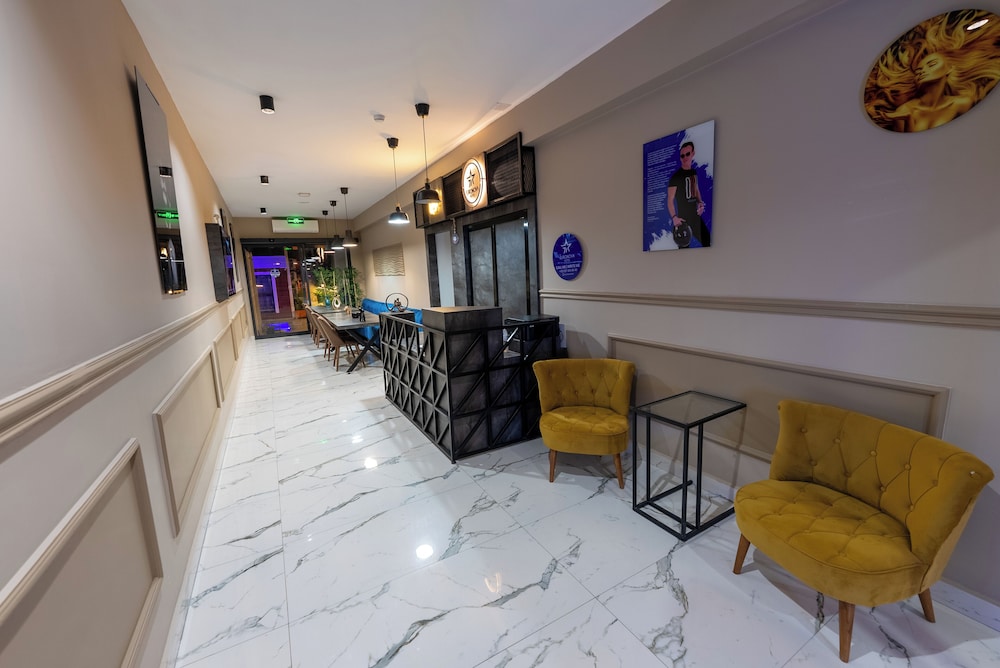 Euronova Hotel Residence 37/50