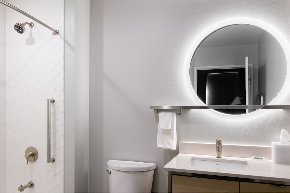 TownePlace Suites by Marriott Madison West/Middleton 25/29