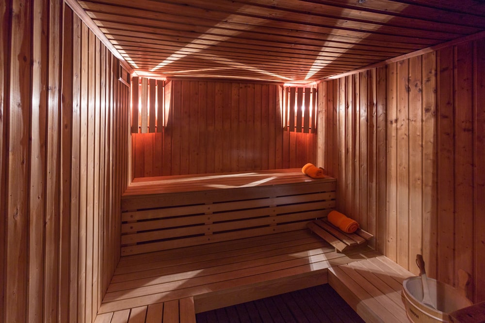 Hotel Le Paddock 36/63