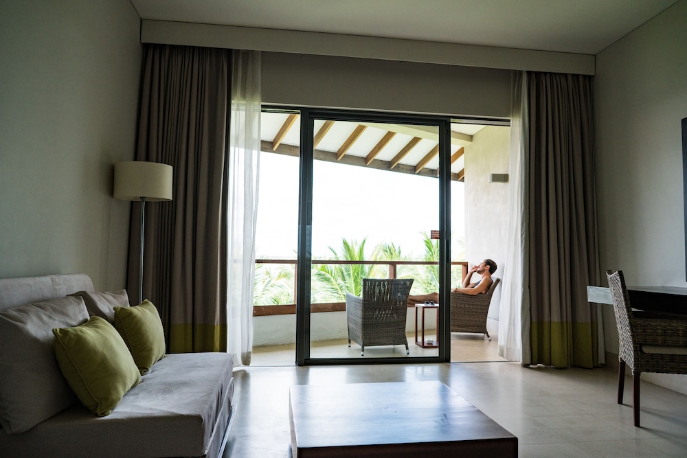 Amaya Beach Passikudah 15/50