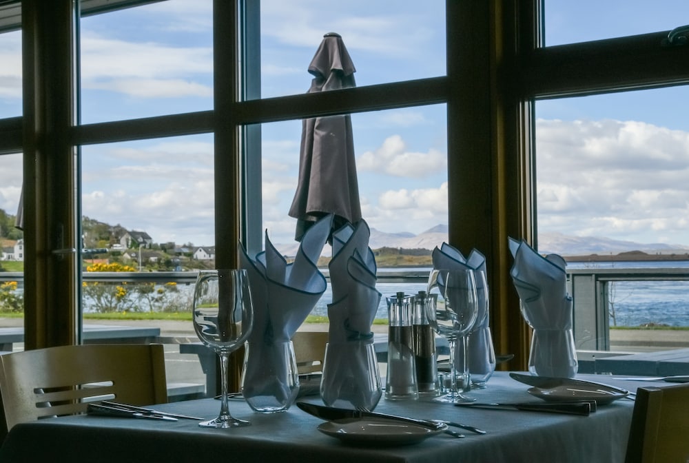Oyster Inn 24/46