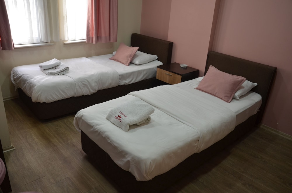 Teras Hotel 10/35