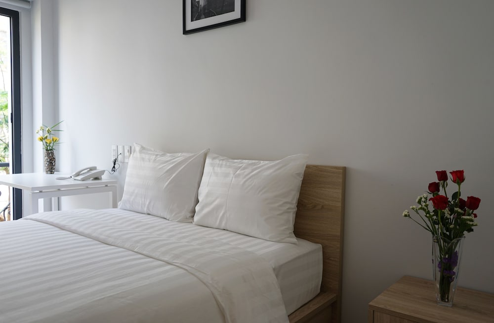La Cigale Residence 8/23