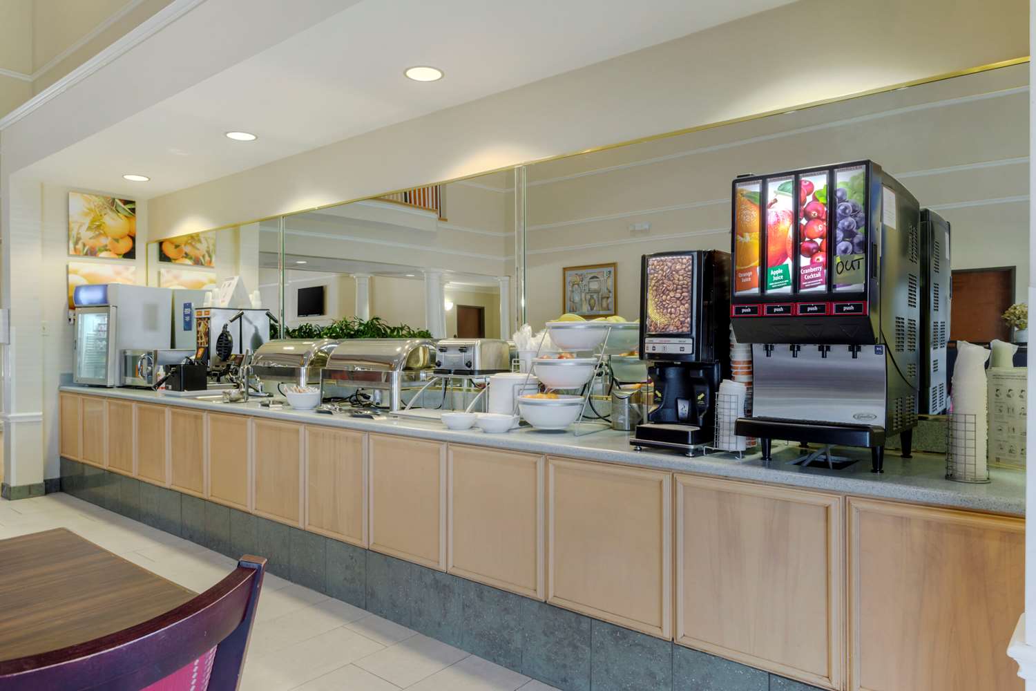 restaurant cafeteria